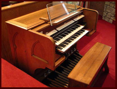 Fleming Road Church of Christ Organ Console
